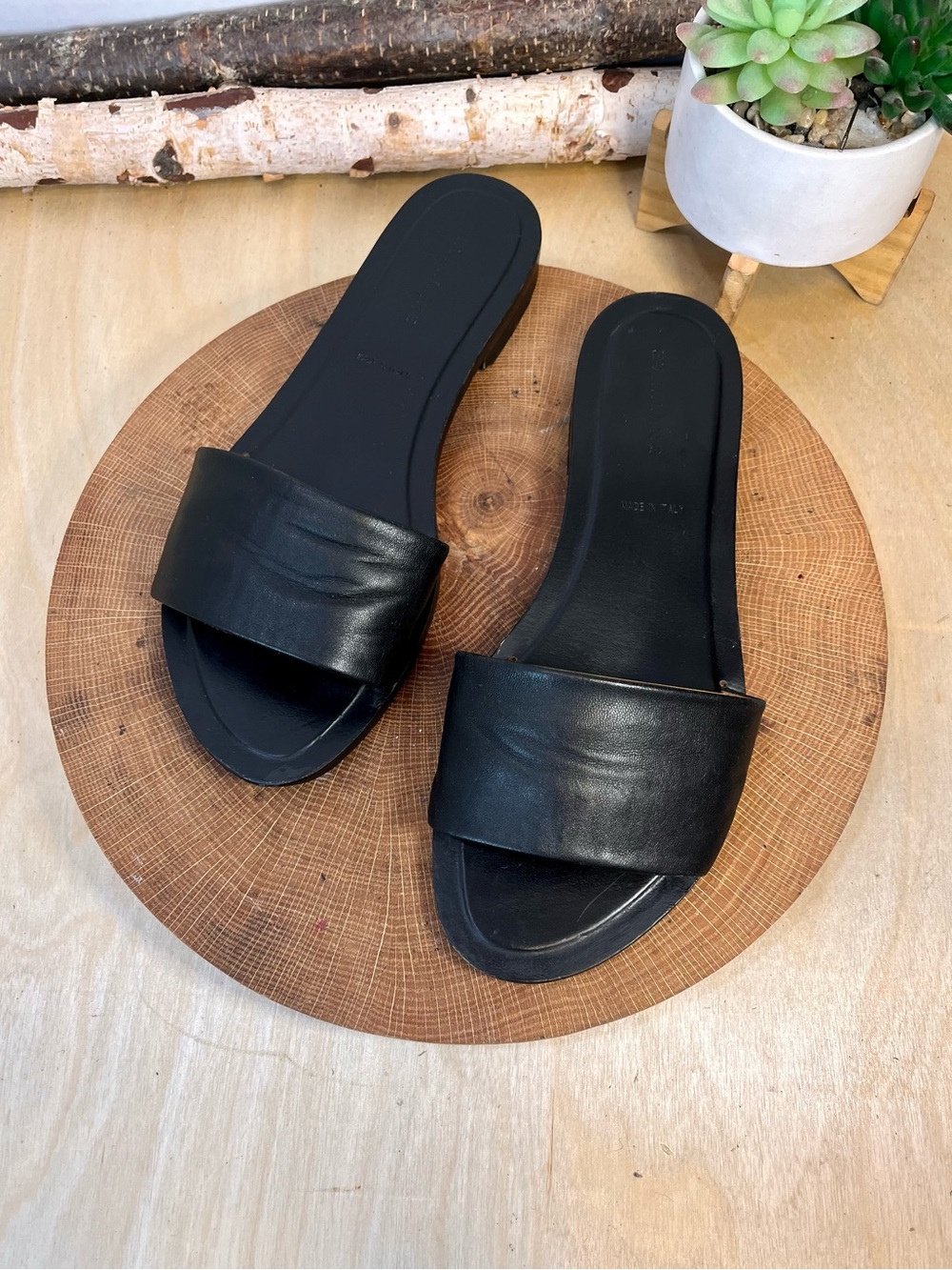 Everlane Made in Italy Black Leather Slide Sandals Size 9.5
